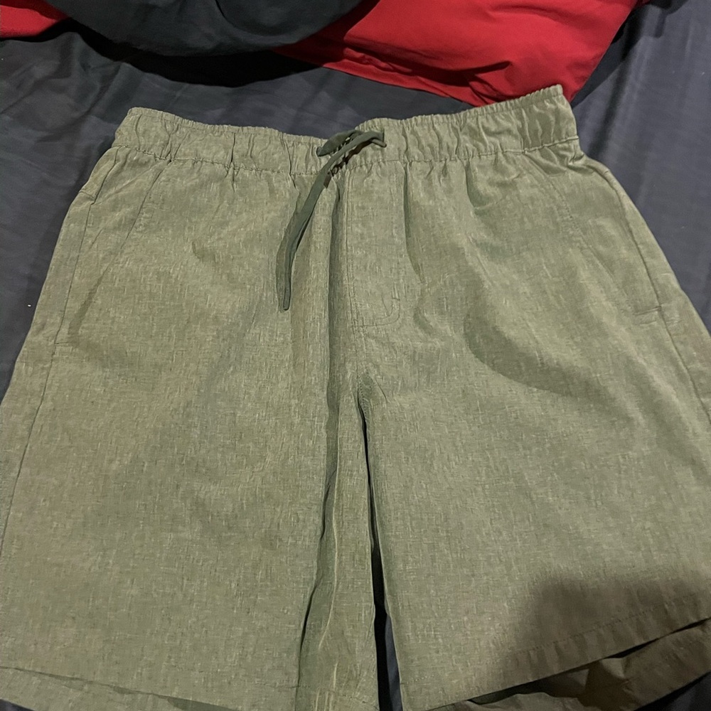 Eddie Bauer Sage Green Men's Athletic Shorts